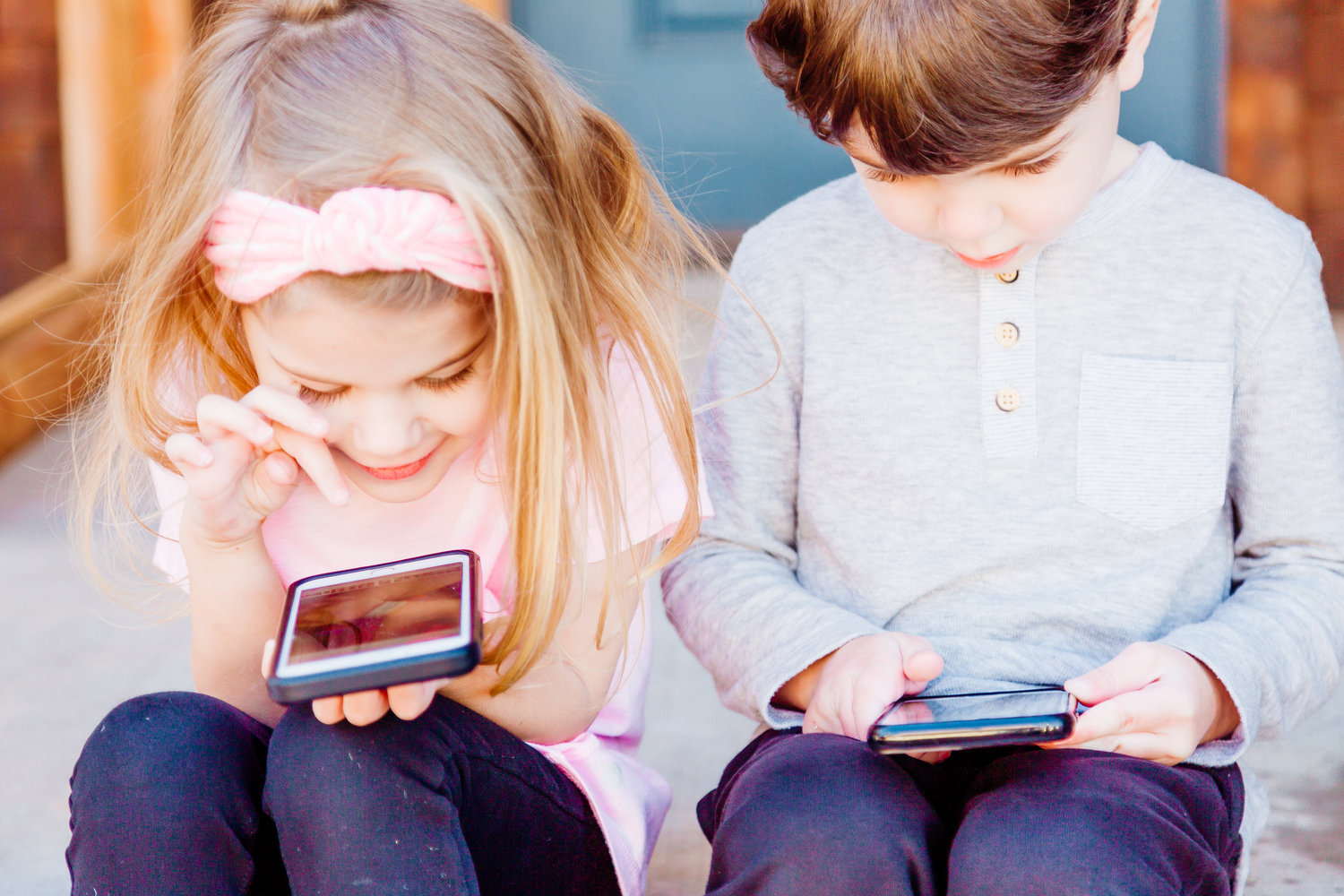 Дети в интернете – чем занять ребенка на каникулах